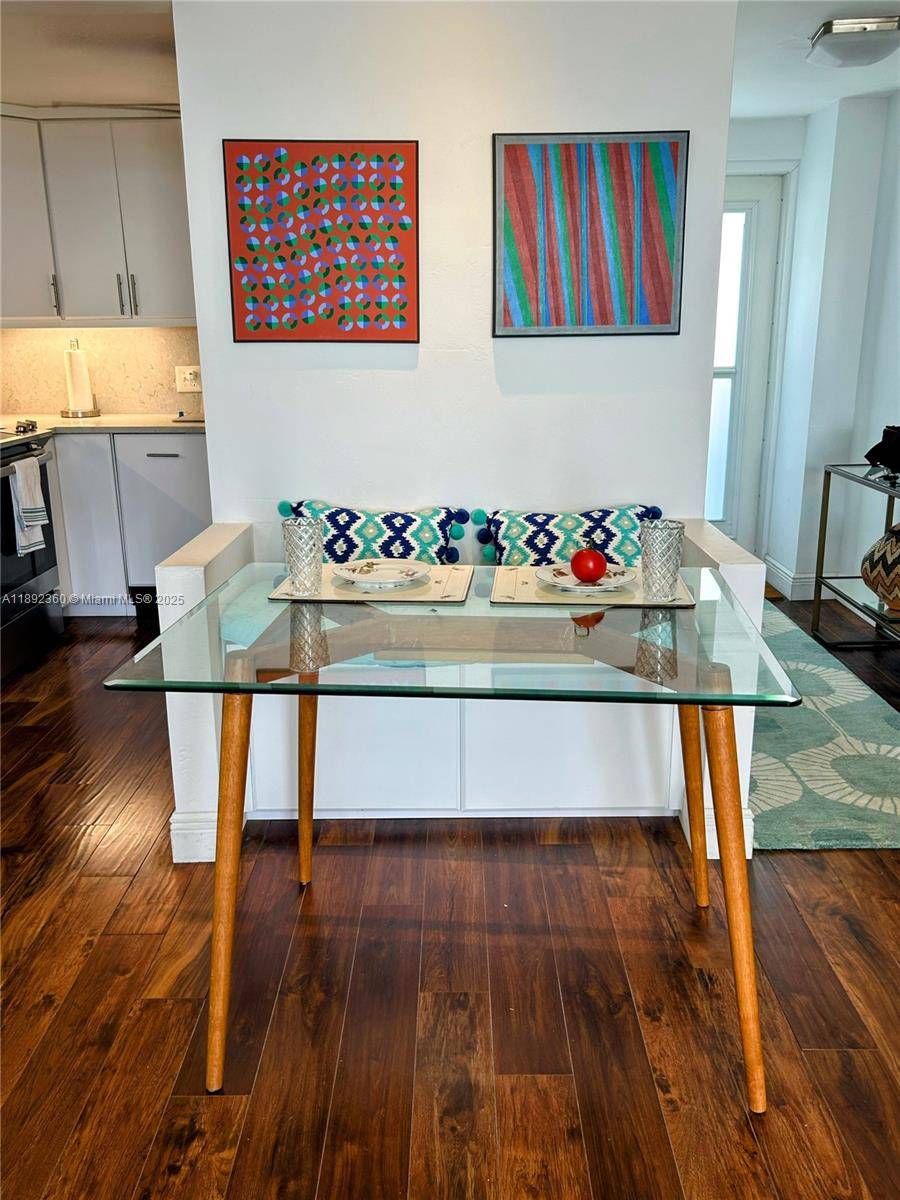 Fort Lauderdale, FL 33308,2840 N Ocean Blvd #1008