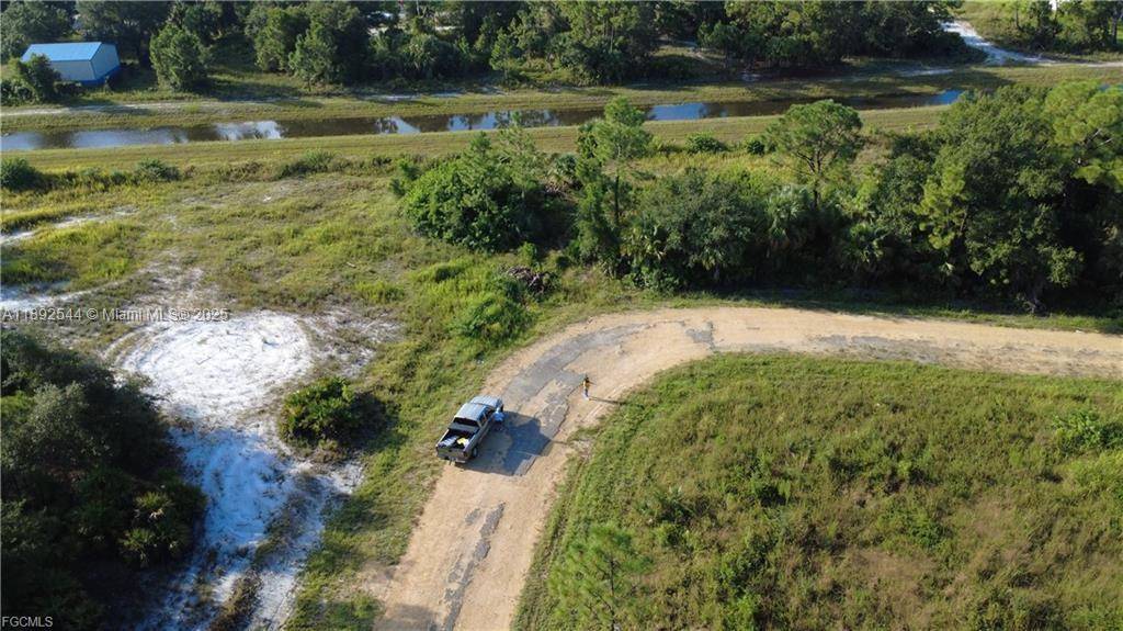 Lehigh Acres, FL 33971,E 2515 Catron Cir