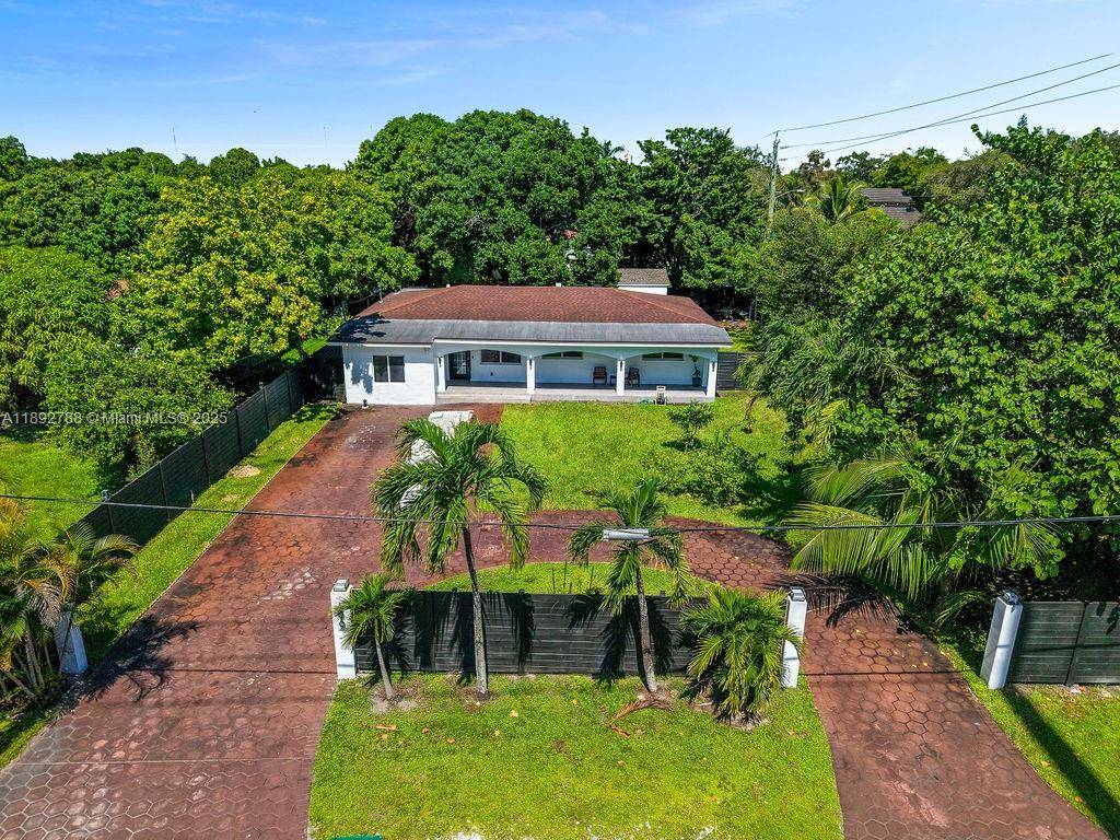 Miami, FL 33162,199 NE 163rd St