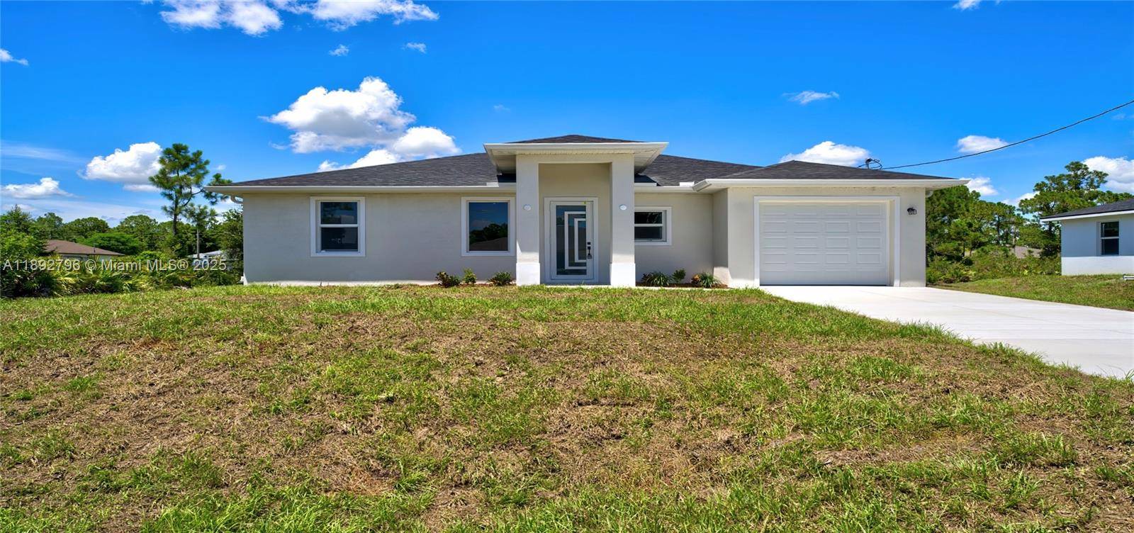 Lehigh Acres, FL 33974,752 CARDINAL ST E