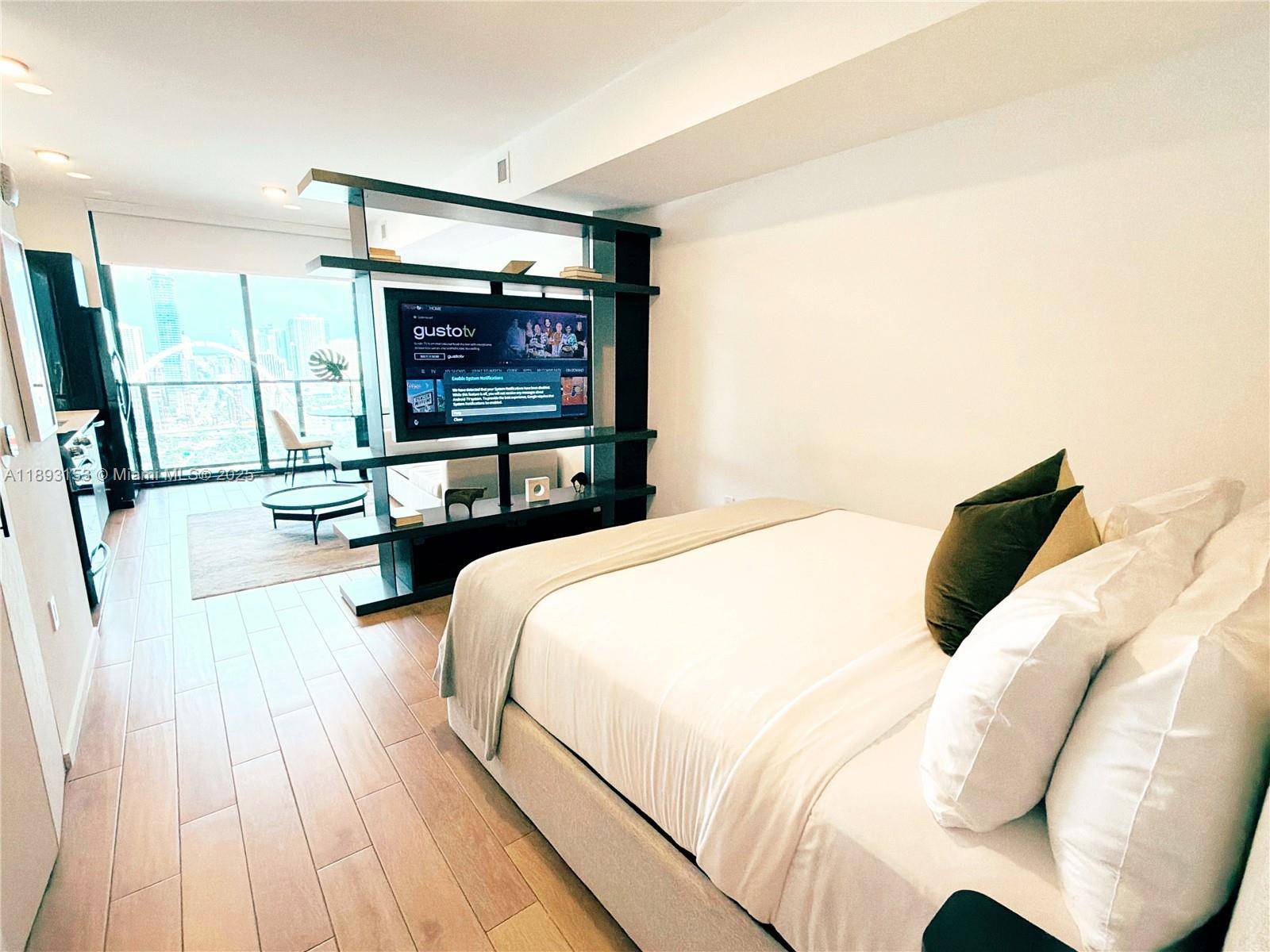 Miami, FL 33132,Address not disclosed