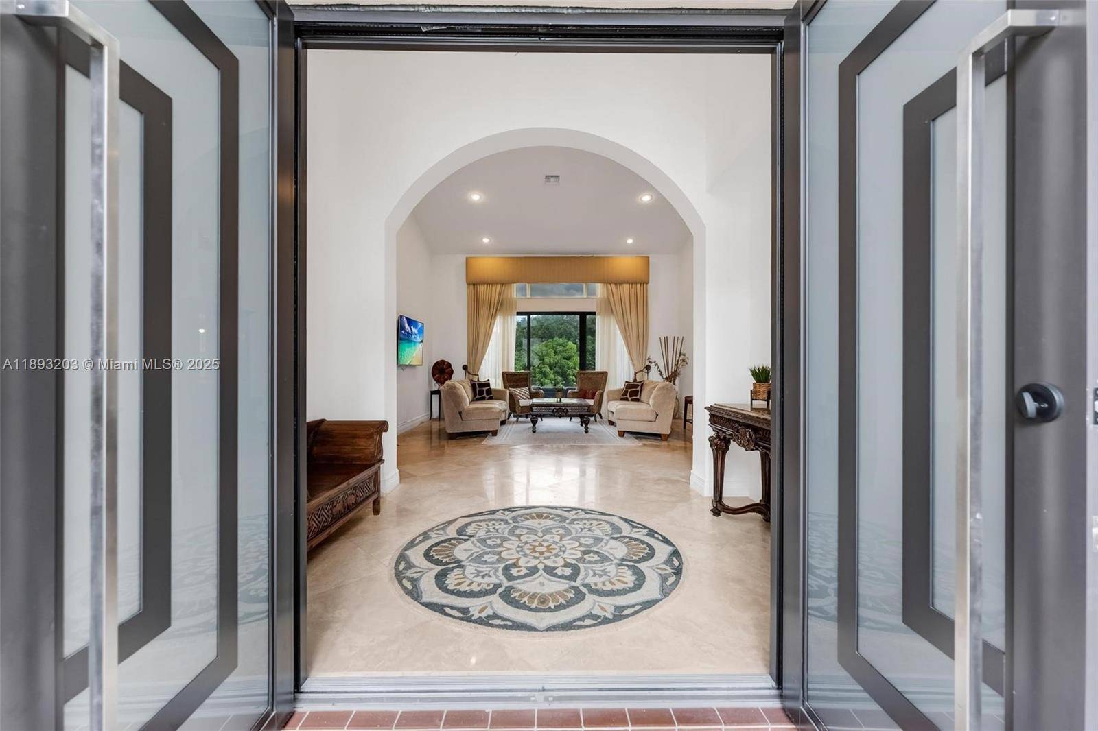 Davie, FL 33328,2864 E Abiaca Cir