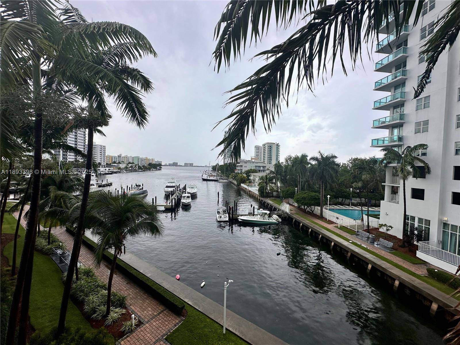 North Bay Village, FL 33141,7918 Harbor Island Dr #311