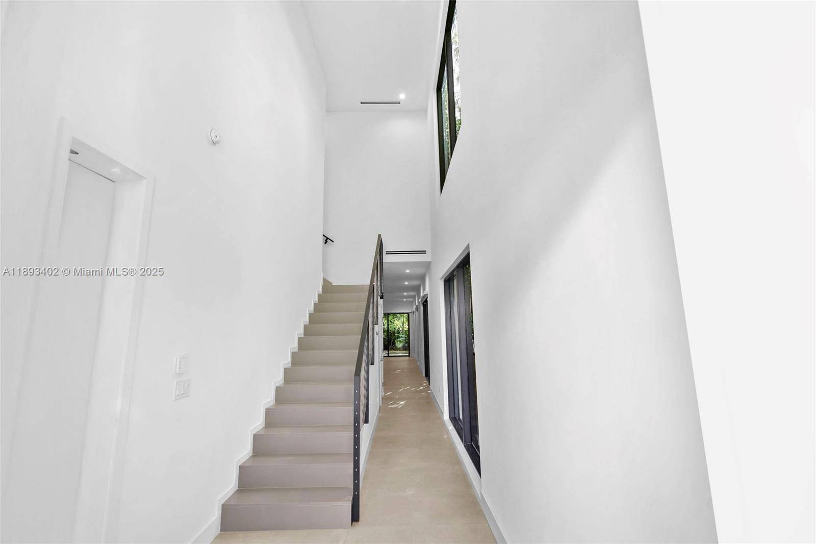 Miami, FL 33133,3063 Elizabeth St