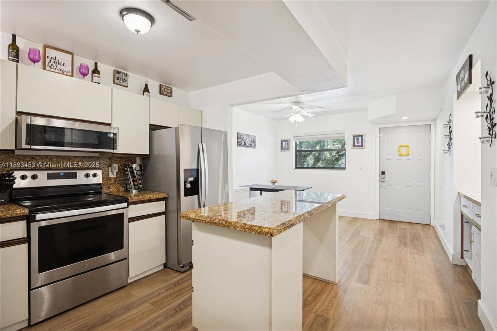 Tamarac, FL 33321,7675 NW 79th Ave #209