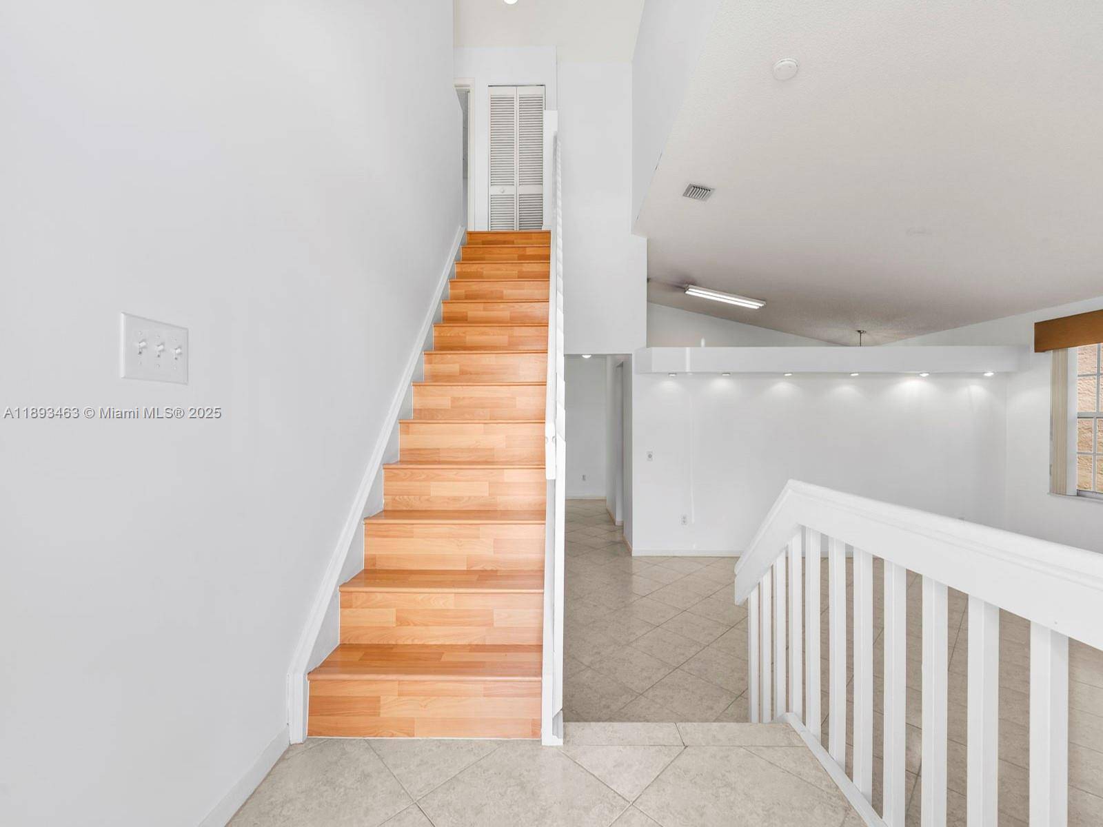 Pembroke Pines, FL 33028,15181 NW 6th Ct