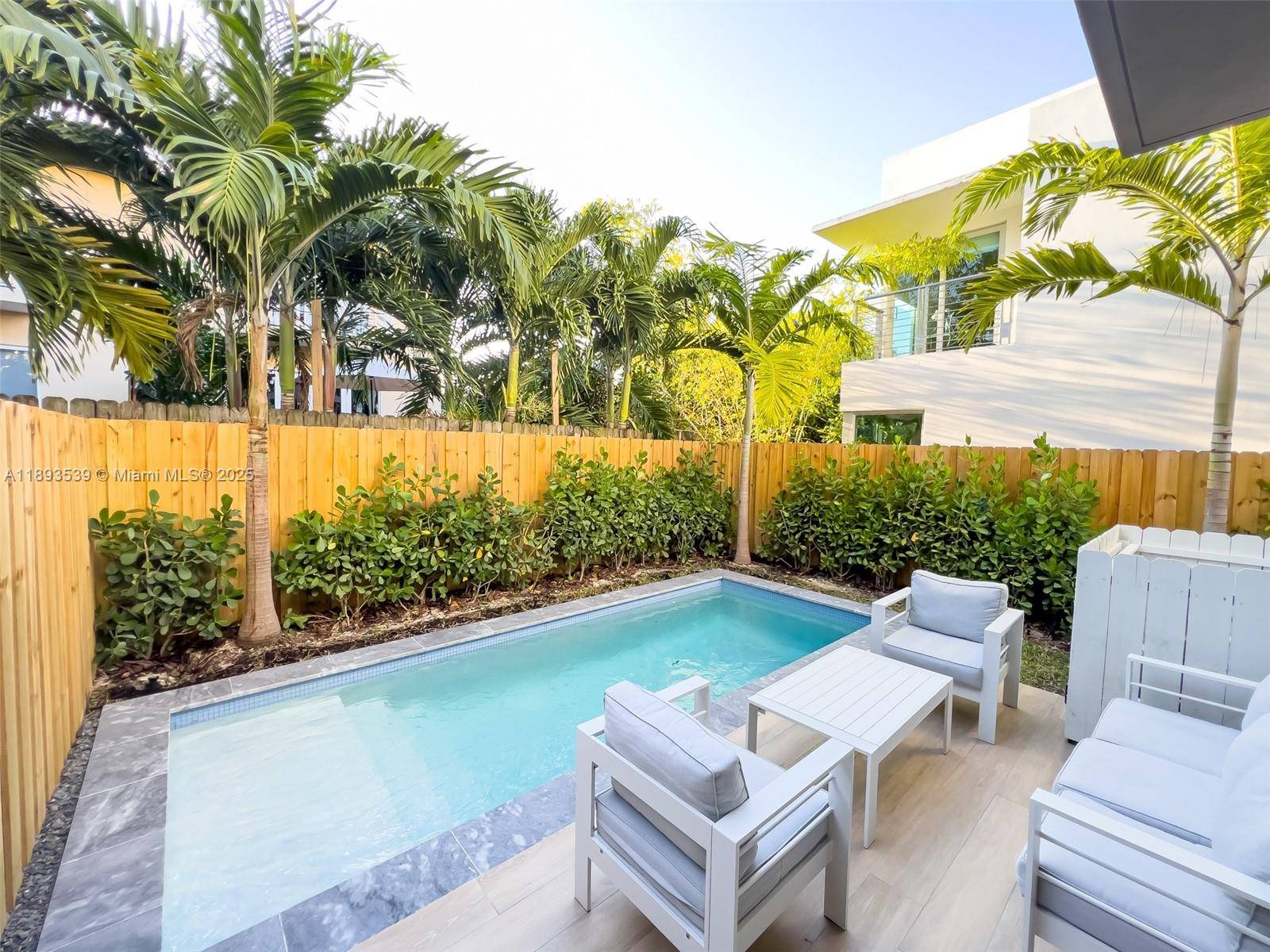 Miami, FL 33133,3108 Elizabeth St #3108