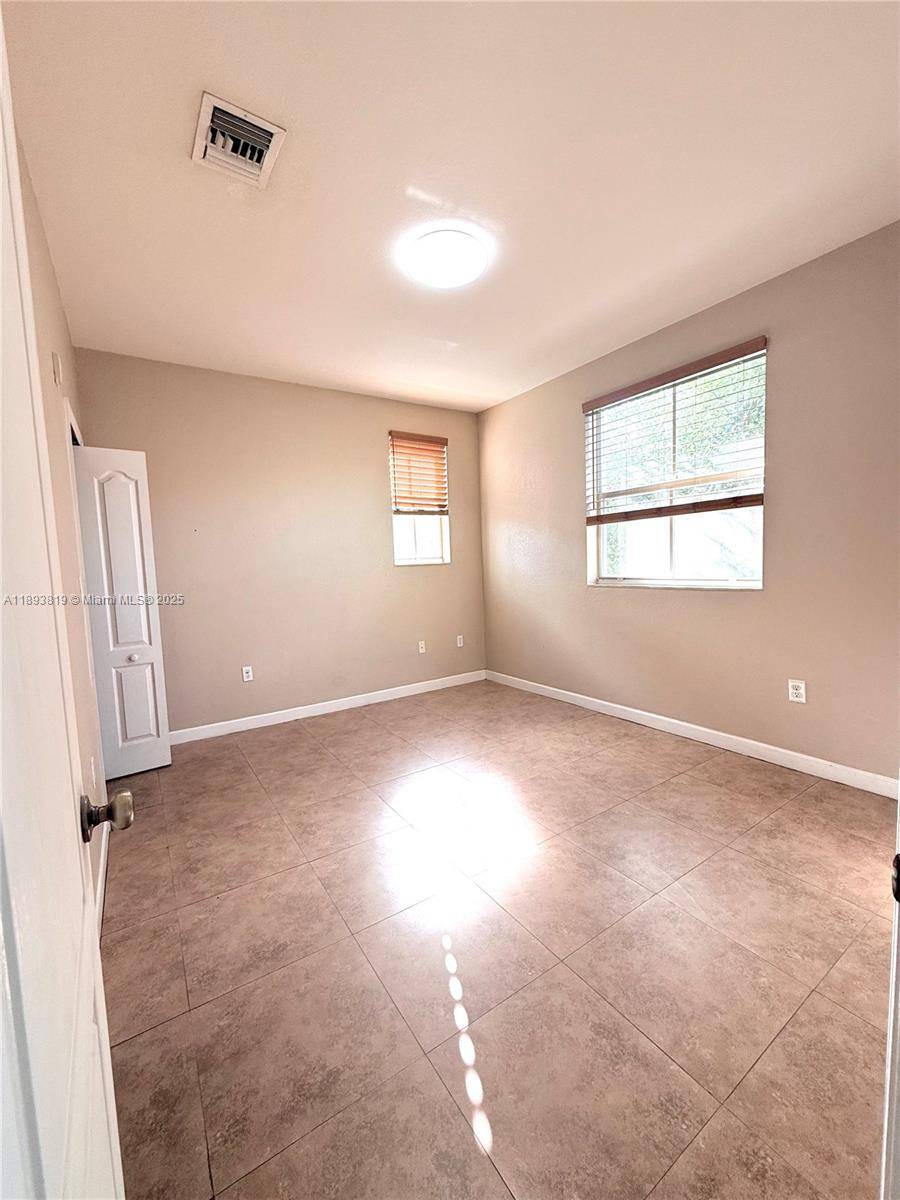 Homestead, FL 33035,1656 SE 29th Ct #207