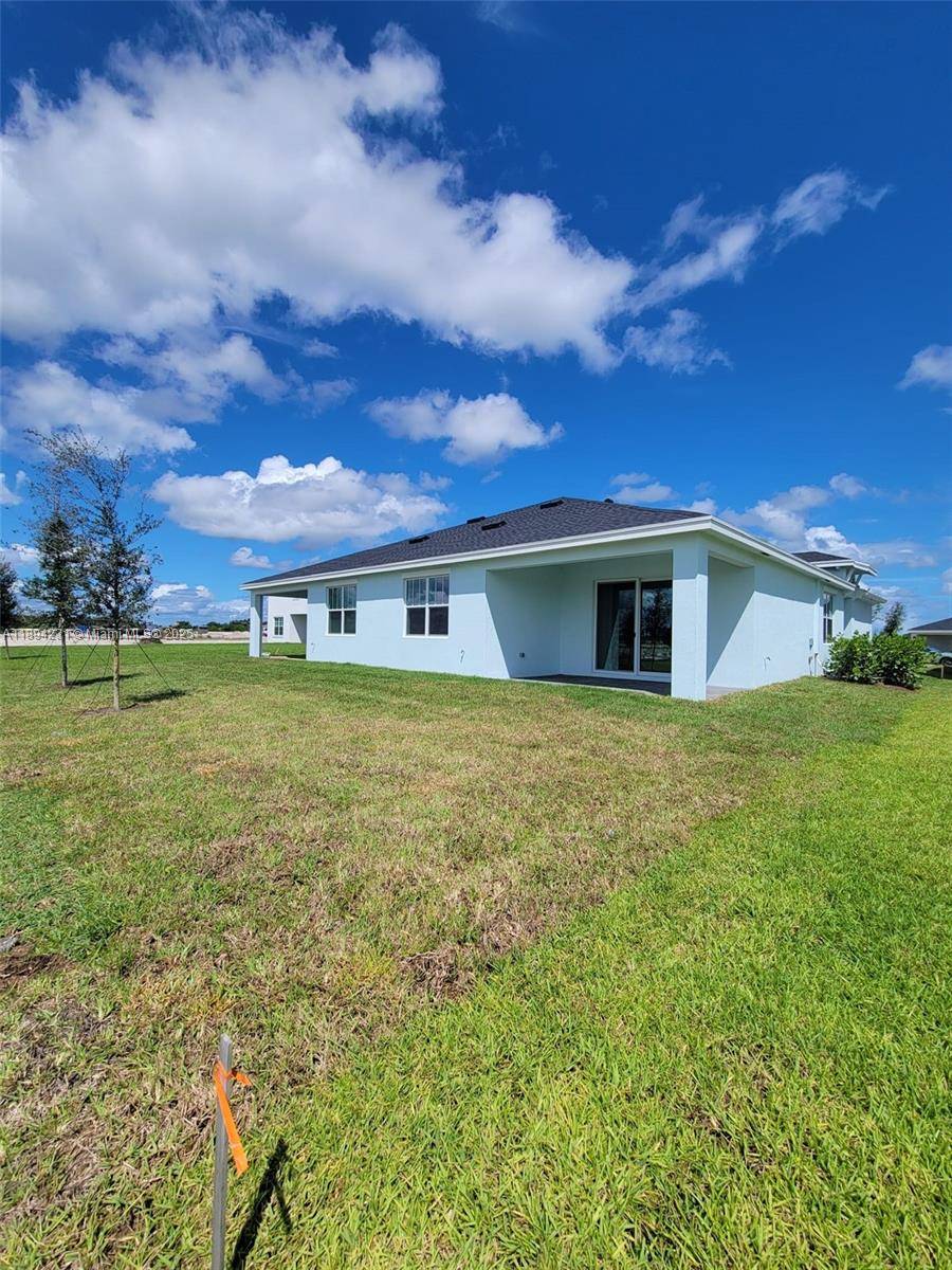 Loxahatchee, FL 33470,1689 Whistlegrass Ln #1689