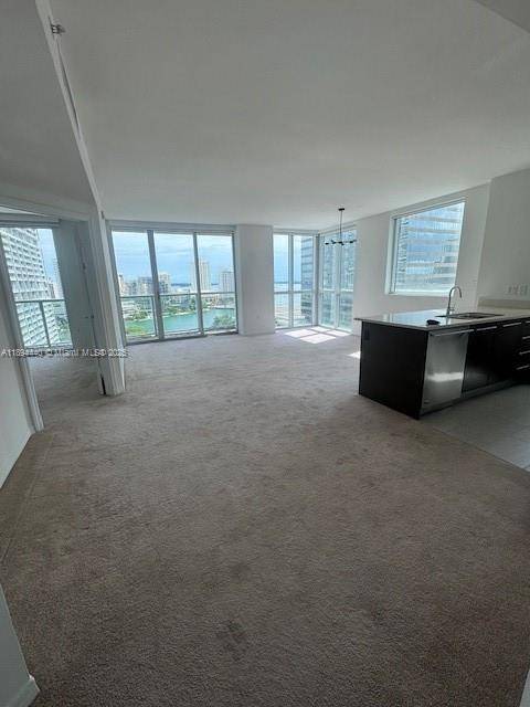 Miami, FL 33131,500 Brickell Ave #1502