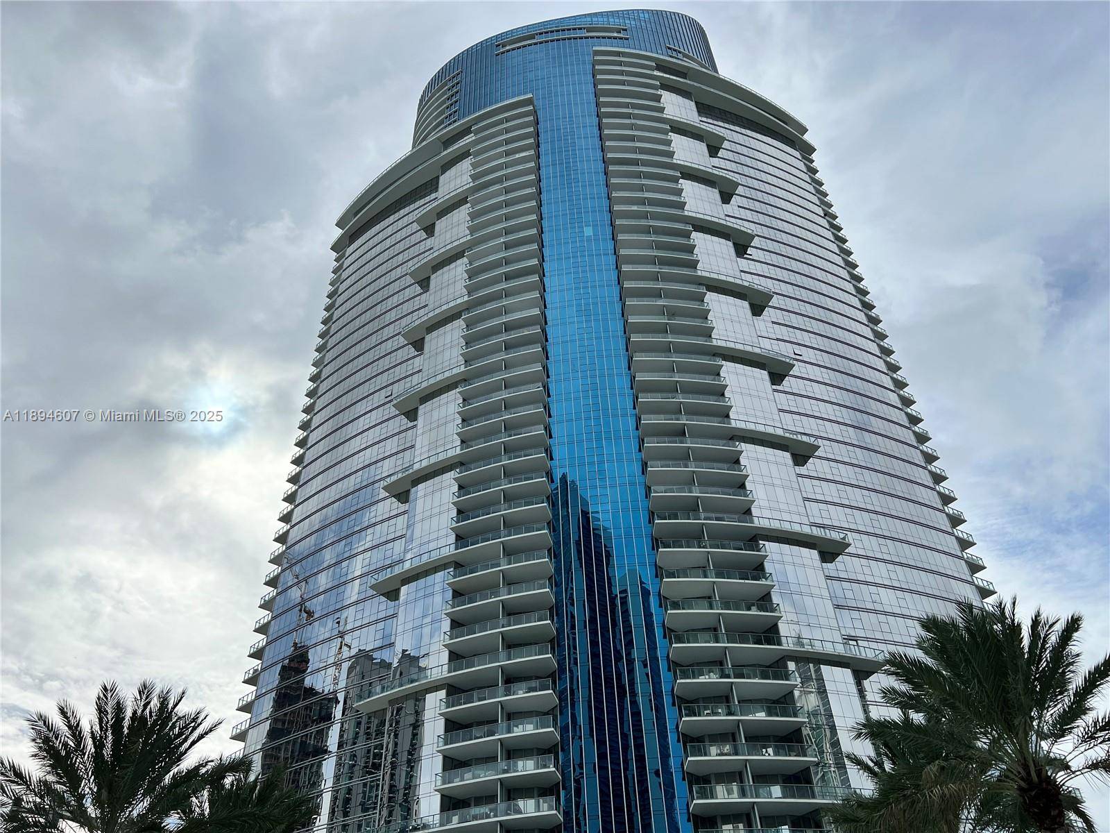 Miami, FL 33132,851 NE 1st Ave #4101