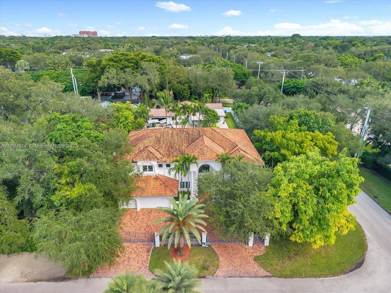 Miami, FL 33143,7975 SW 52nd Ct