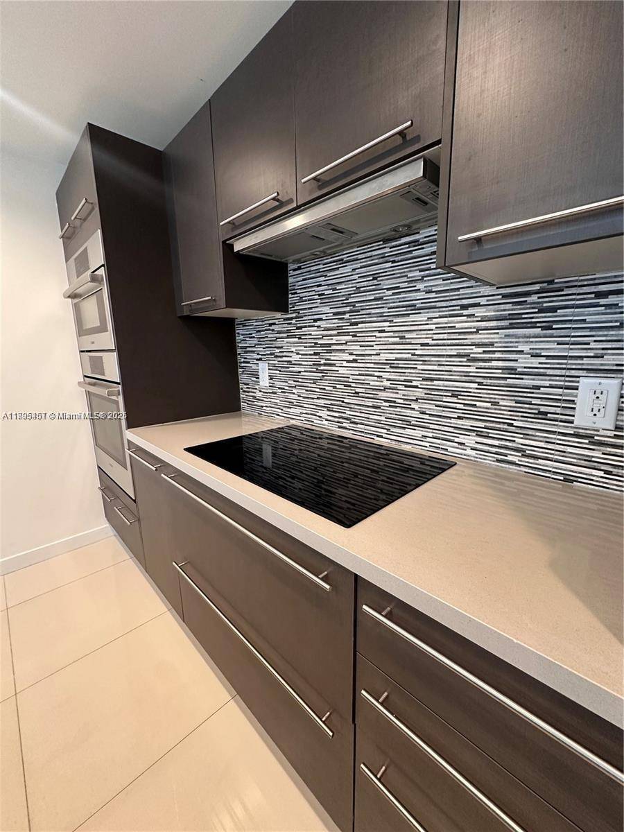 Doral, FL 33178,7875 NW 107th Ave #314