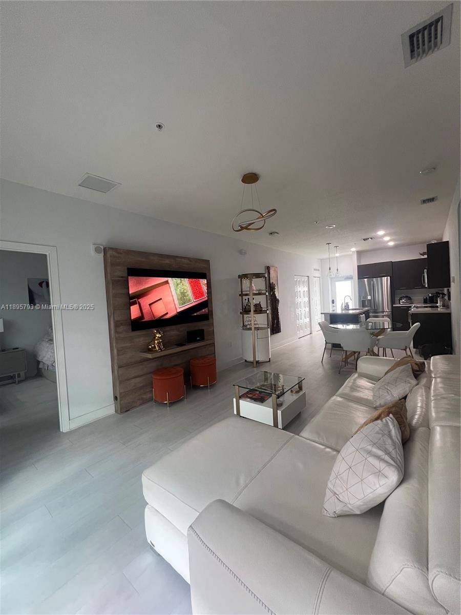 Doral, FL 33166,Address not disclosed