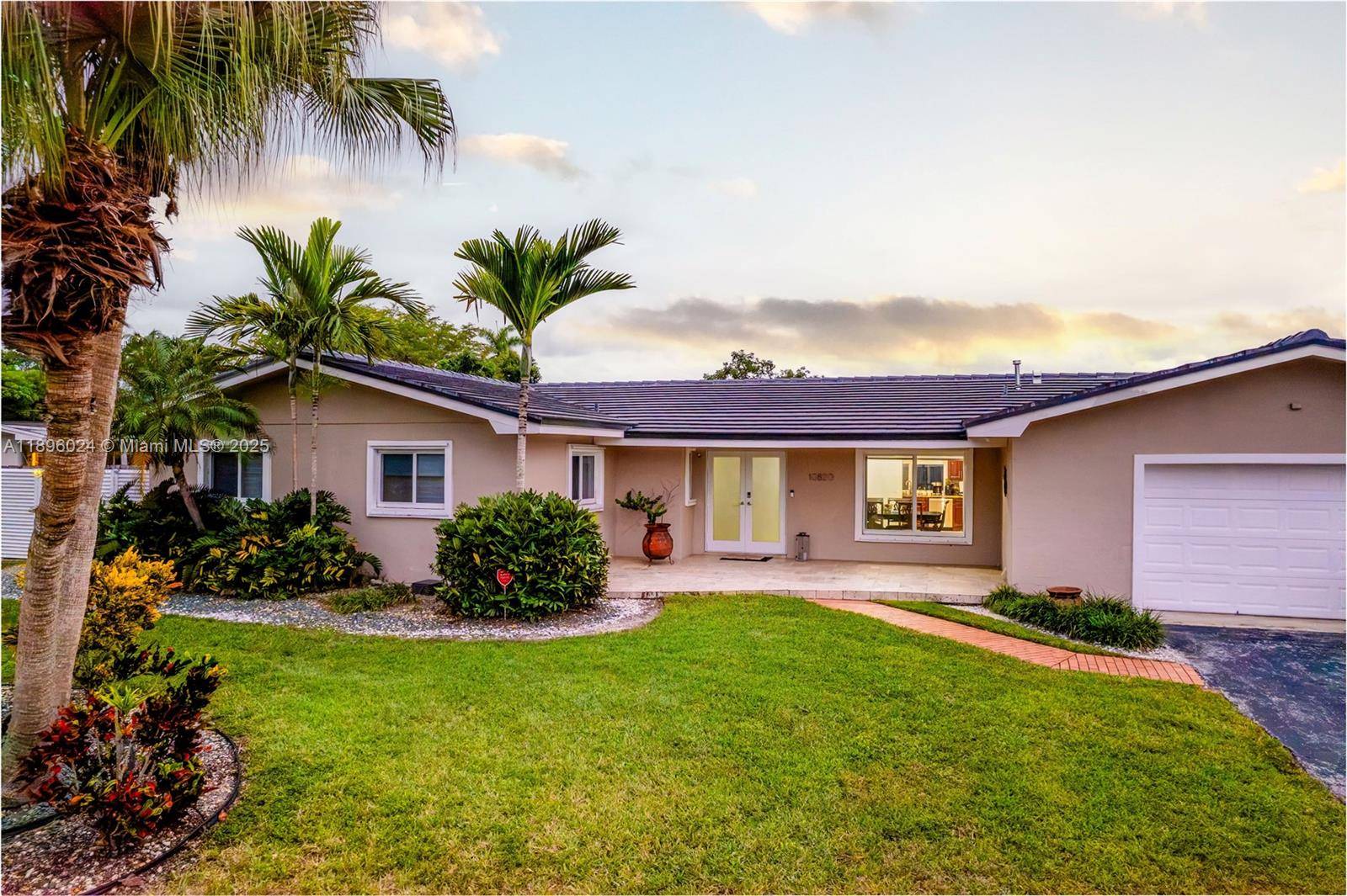 Miami, FL 33176,10820 SW 125th St