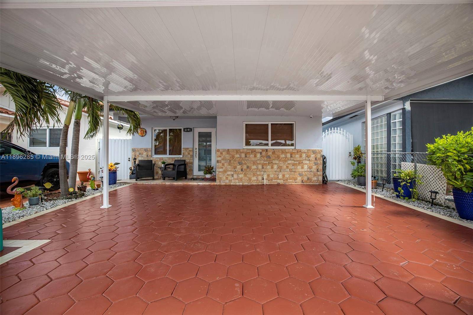 Hialeah, FL 33012,4191 W 10th Ave