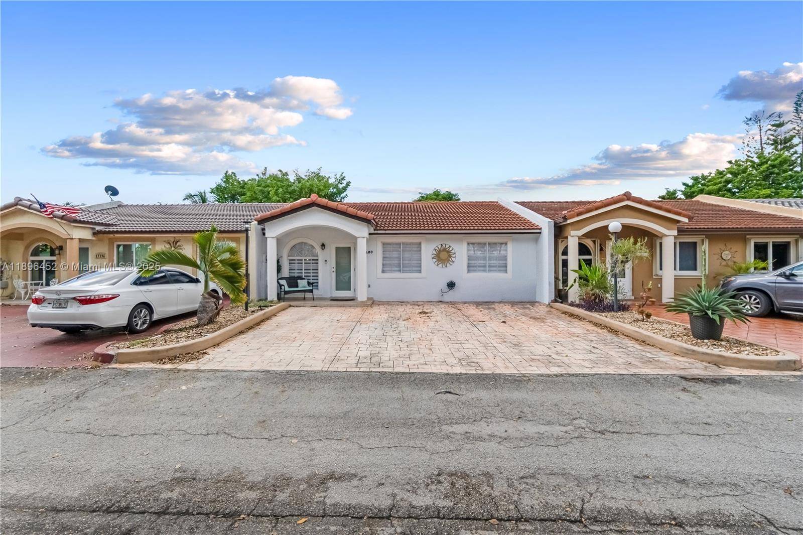 Hialeah, FL 33015,17400 NW 76th Ct