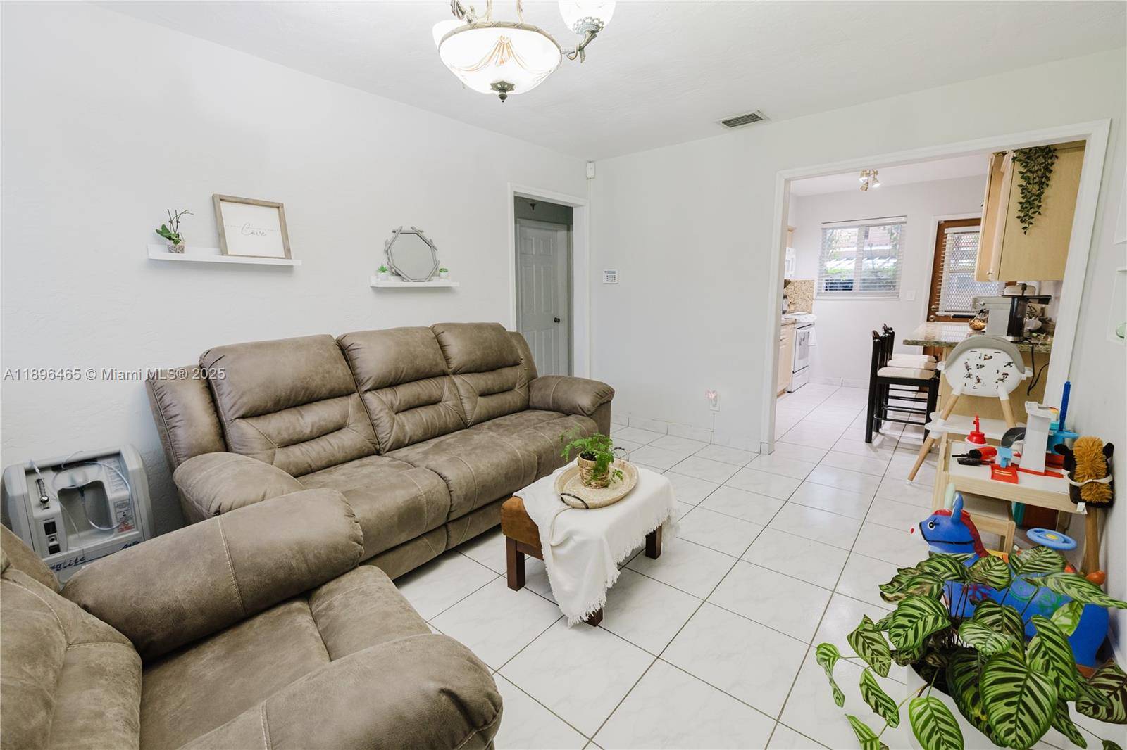 Miami, FL 33155,2211 SW 75th Ave #1
