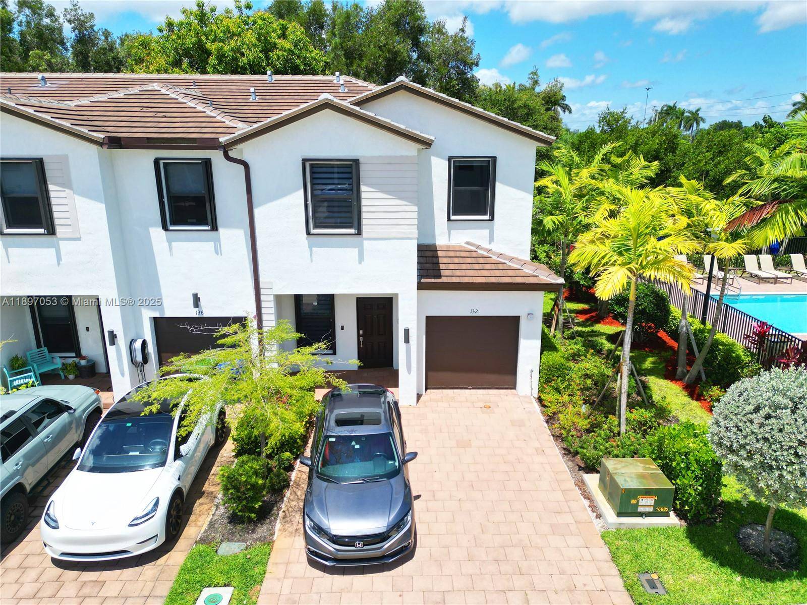 Pembroke Pines, FL 33029,132 SW 185th Way