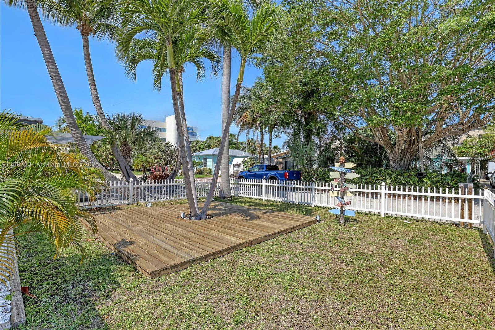 Riviera Beach, FL 33404,213 E 25th St