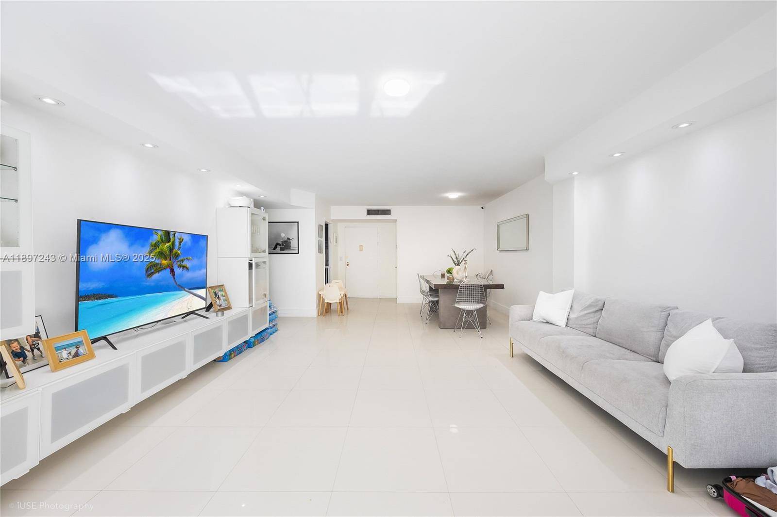 Bay Harbor Islands, FL 33154,1001 91st St #303