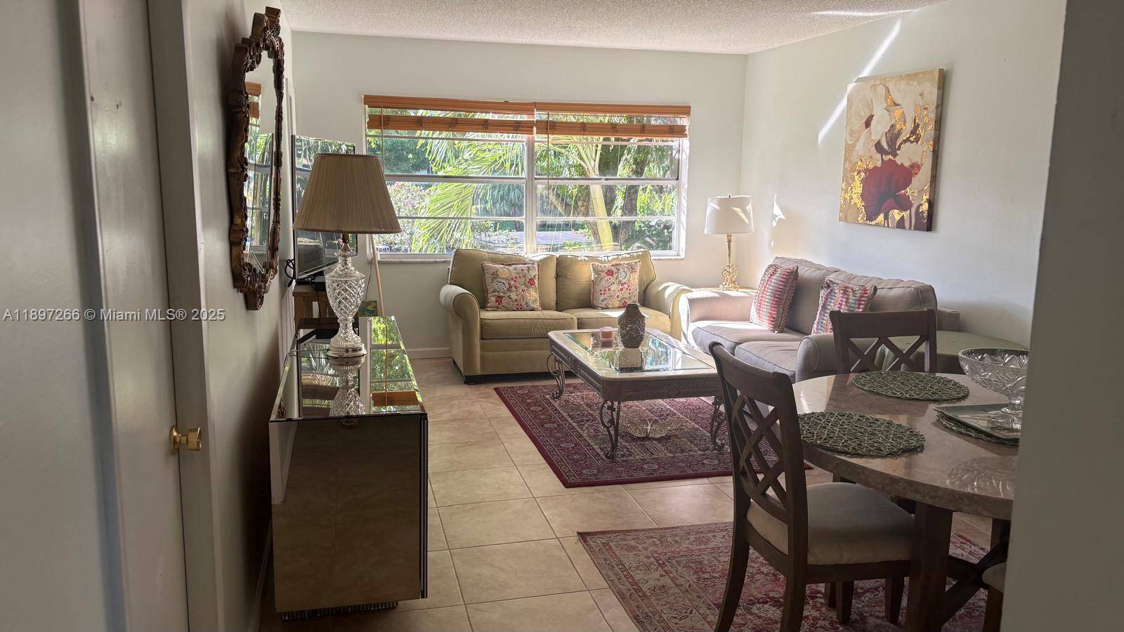 Lauderdale Lakes, FL 33313,5141 W Oakland Park Blvd #208