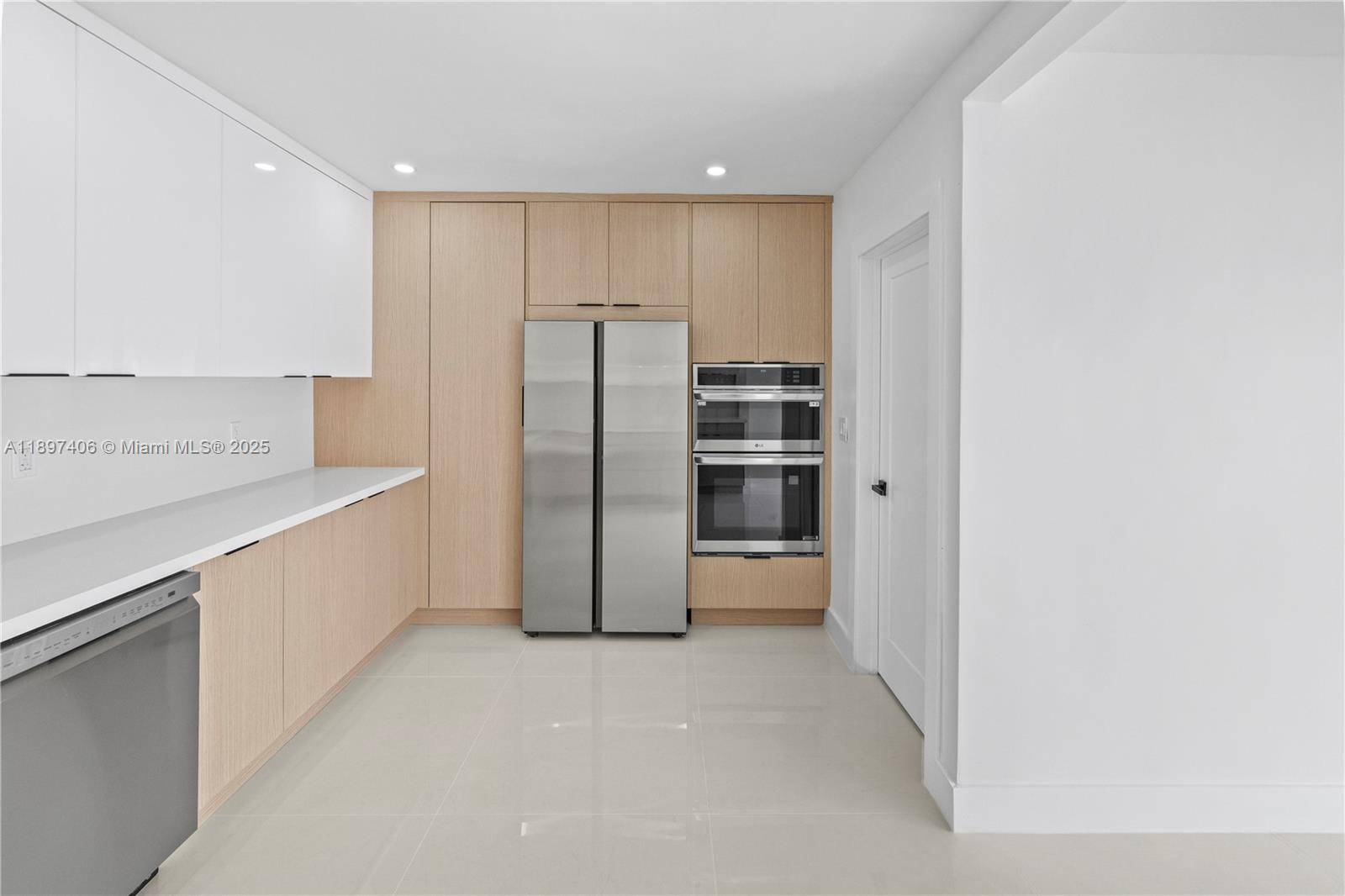 Tamarac, FL 33319,5000 Bayberry Ln