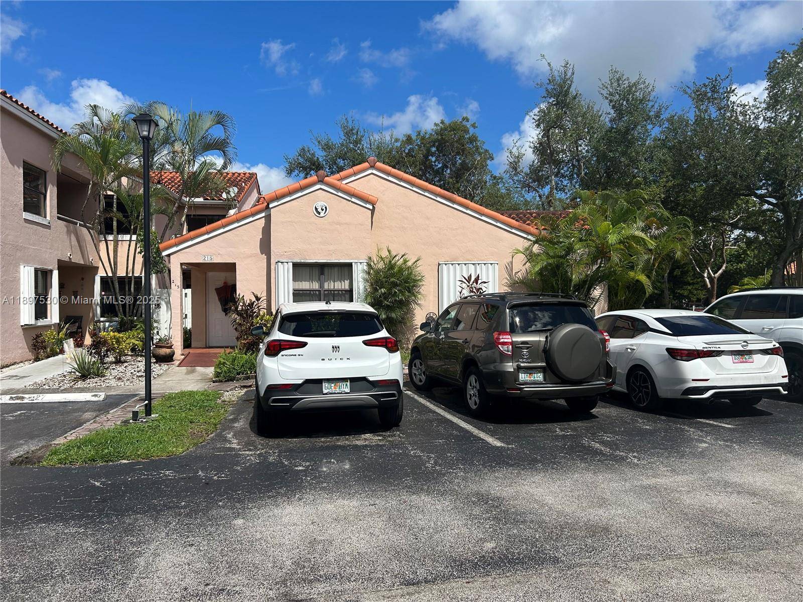 Miami, FL 33183,11810 SW 80th St #215