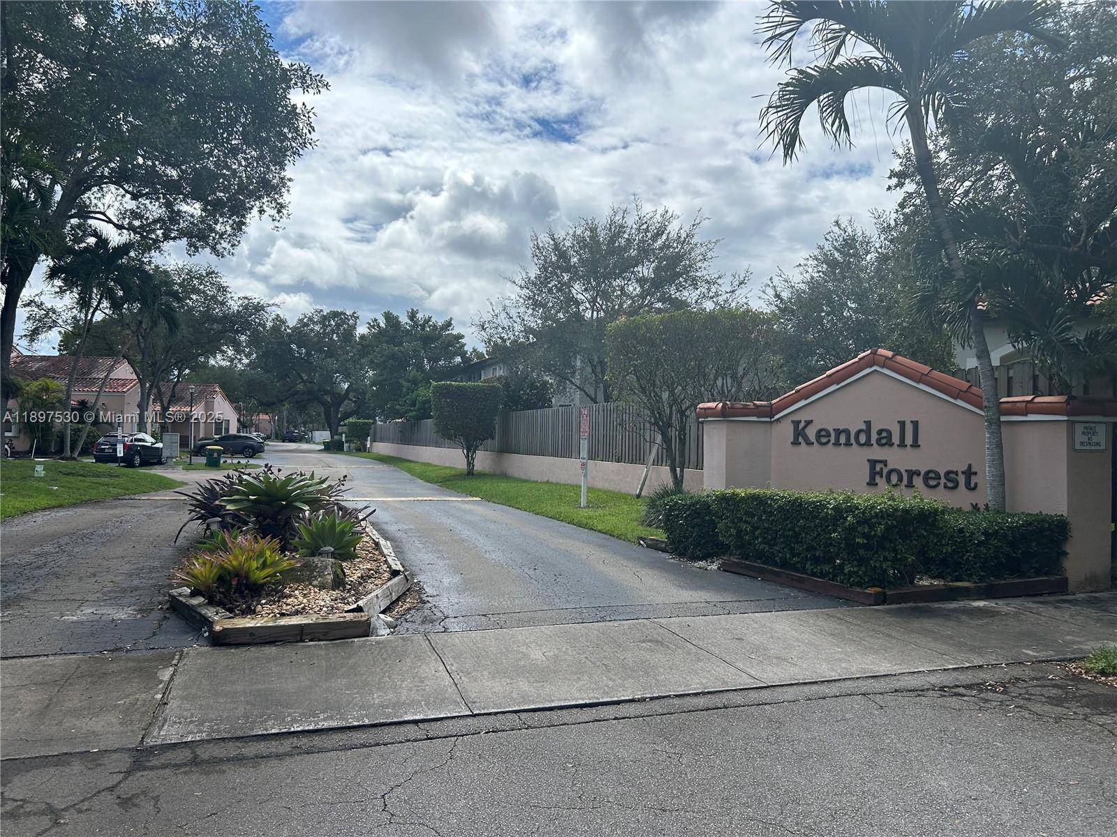 Miami, FL 33183,11810 SW 80th St #215