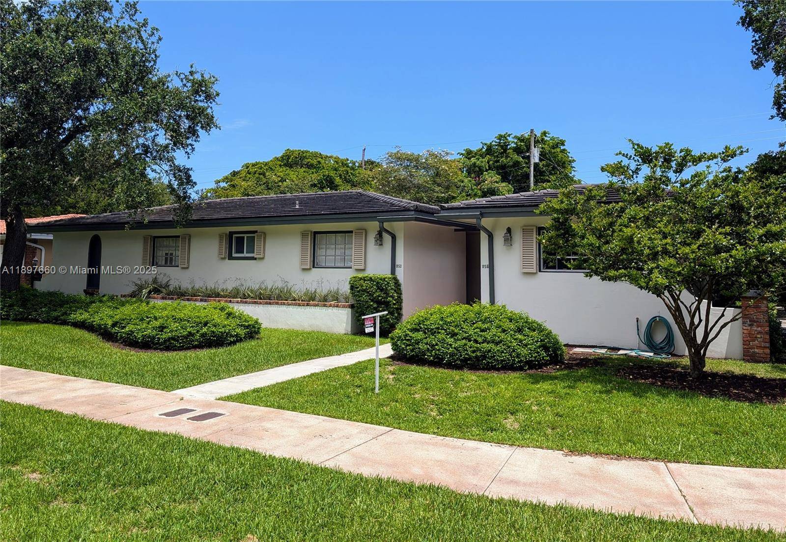 Coral Gables, FL 33146,856 Benevento Ave #1