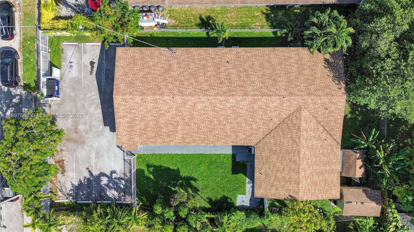 Miami, FL 33142,1864 NW 28th St