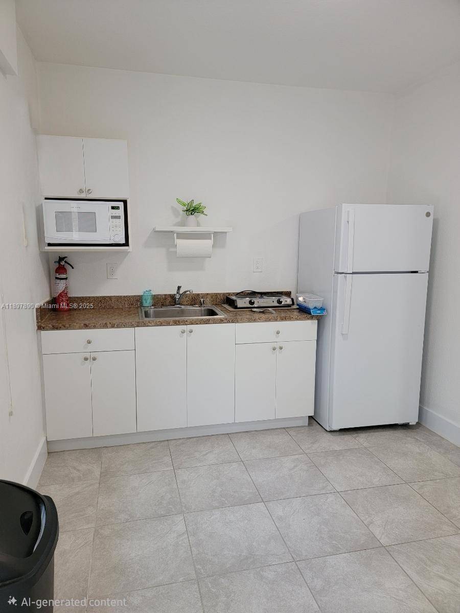 Miami, FL 33185,Address not disclosed