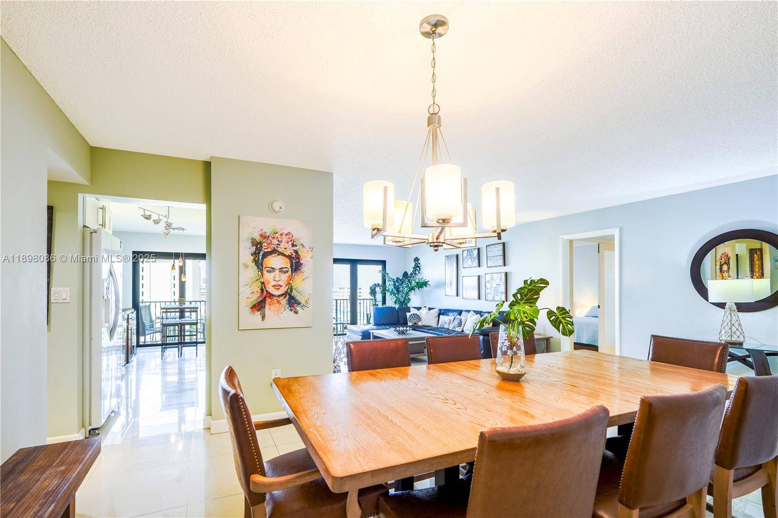 Hollywood, FL 33019,1201 S Ocean Dr #706N