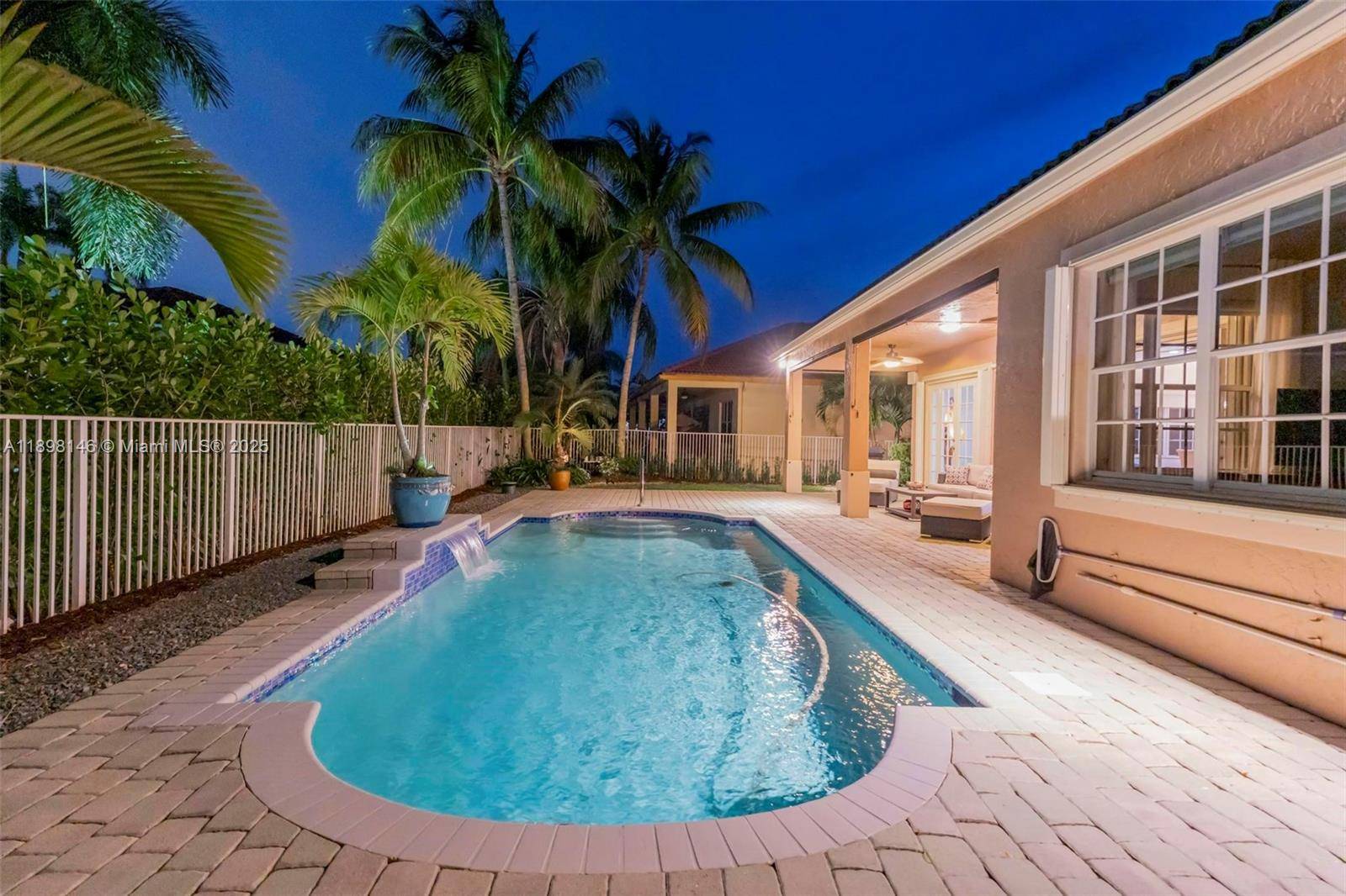 Weston, FL 33327,800 Lavender Cir