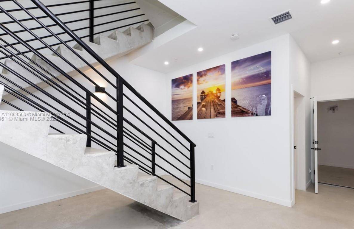 Miami, FL 33138,7107 NE 4th Ct #1