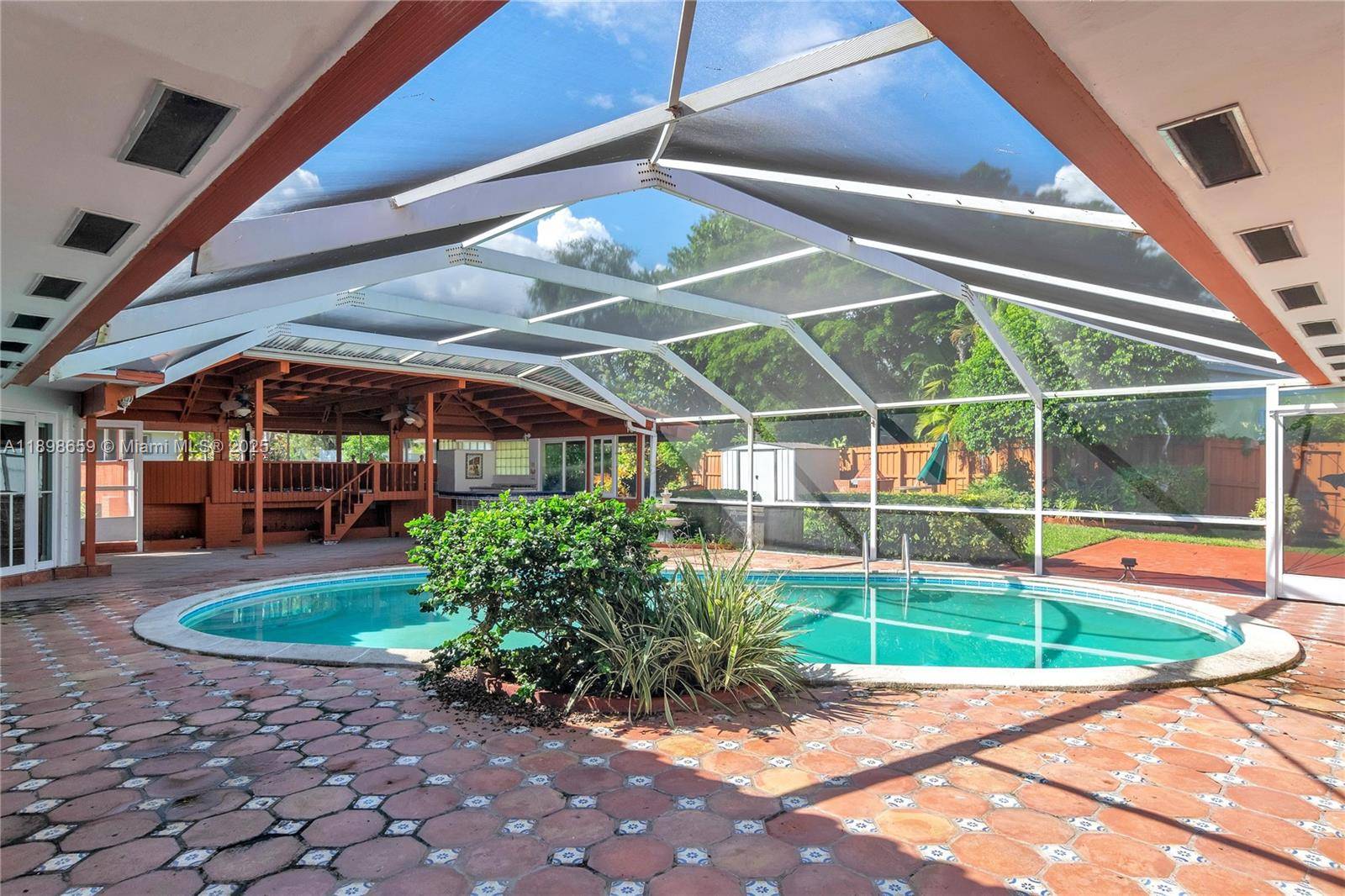 Palmetto Bay, FL 33157,17320 SW 89th Ave