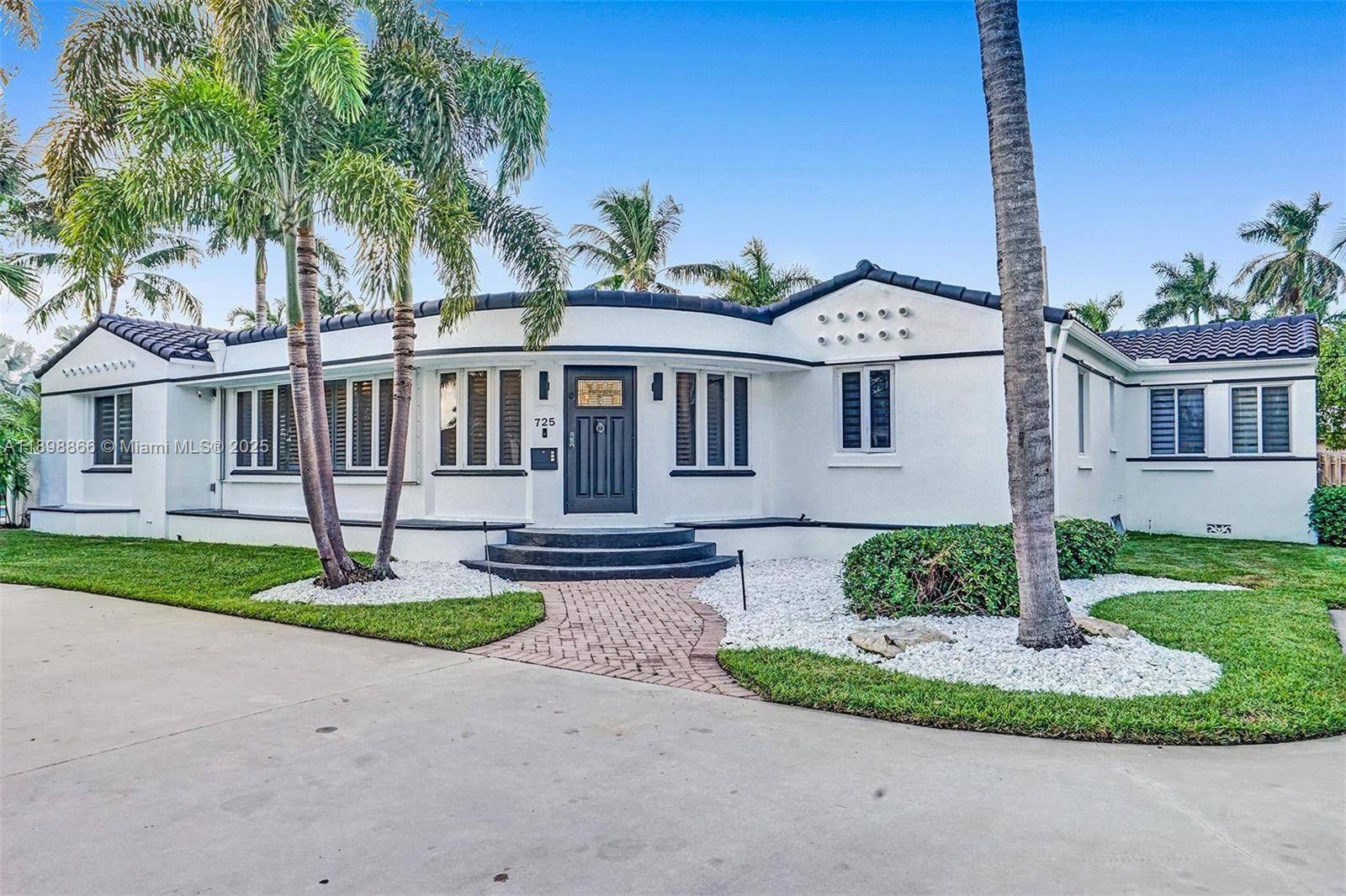 Hollywood, FL 33019,725 Harrison St