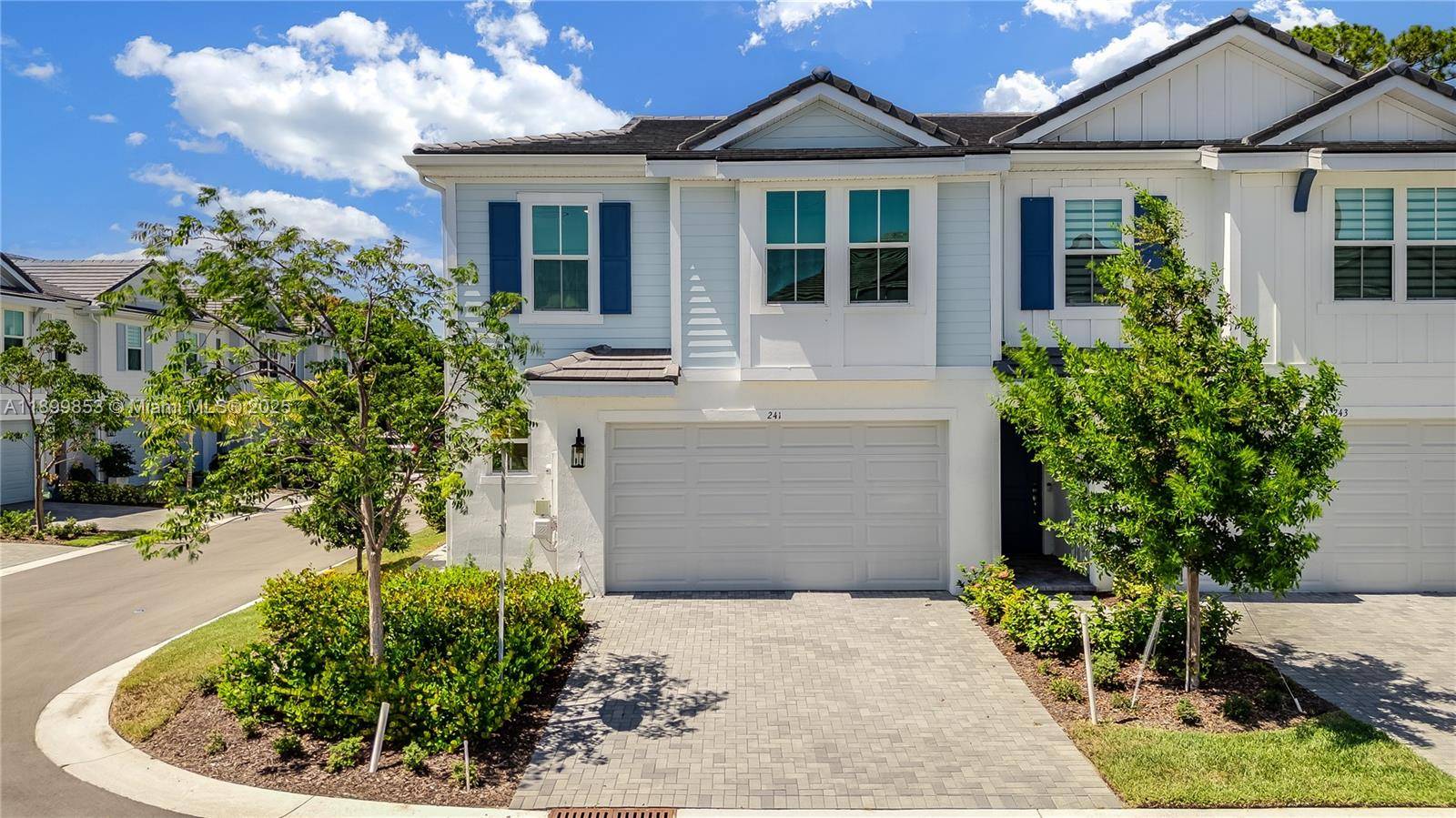 Stuart, FL 34994,241 N Preserve Trl N