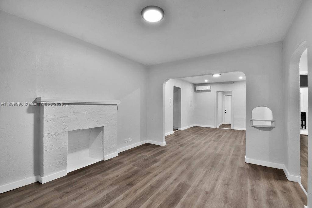 Miami, FL 33127,547 NW 49th St #A