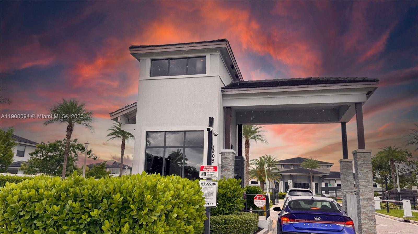 Miami Lakes, FL 33018,15593 NW 91st Ct