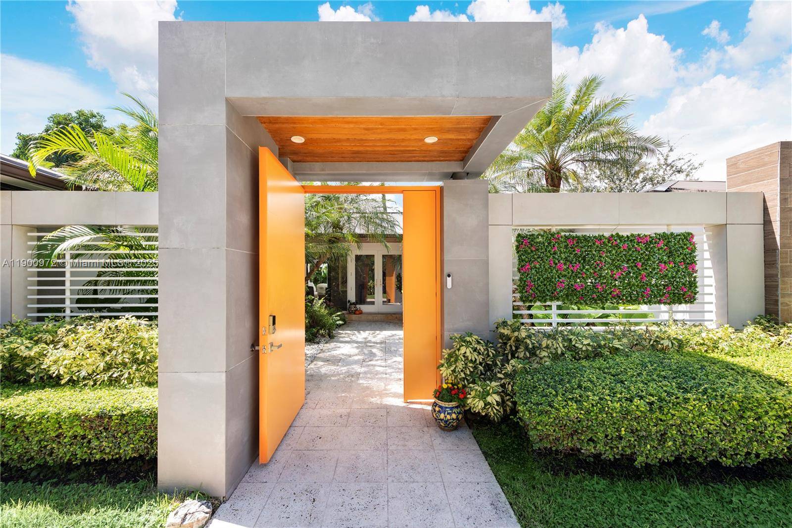 Pinecrest, FL 33156,11570 SW 72nd Ave