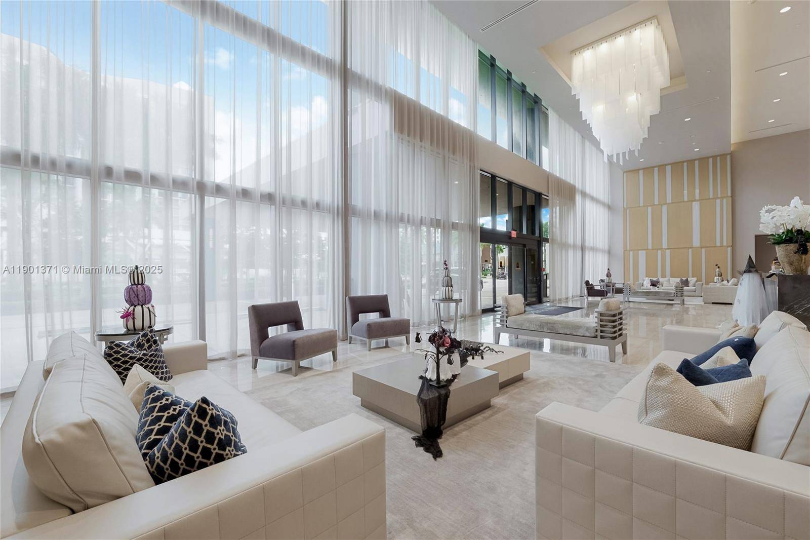 Doral, FL 33166,5300 Paseo Blvd #1205