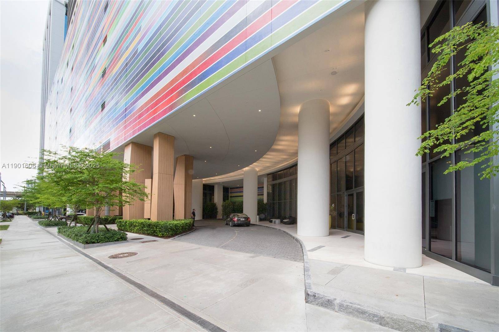 Miami, FL 33130,45 SW 9th St #2408