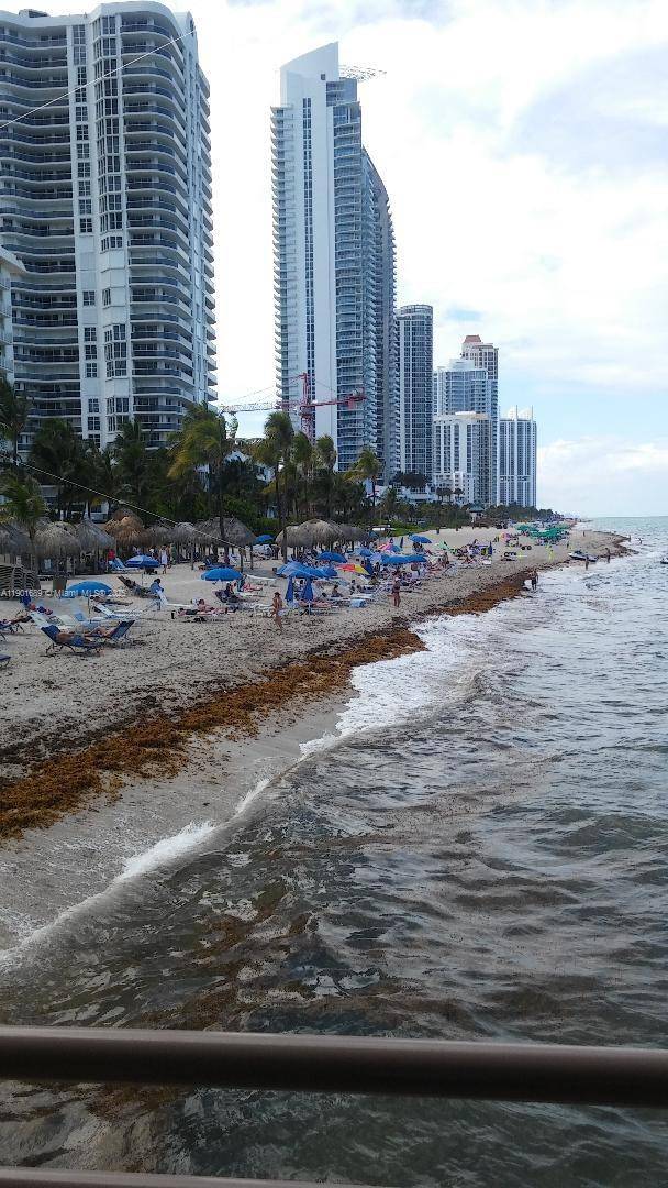 Sunny Isles Beach, FL 33160,16919 N Bay Rd #909