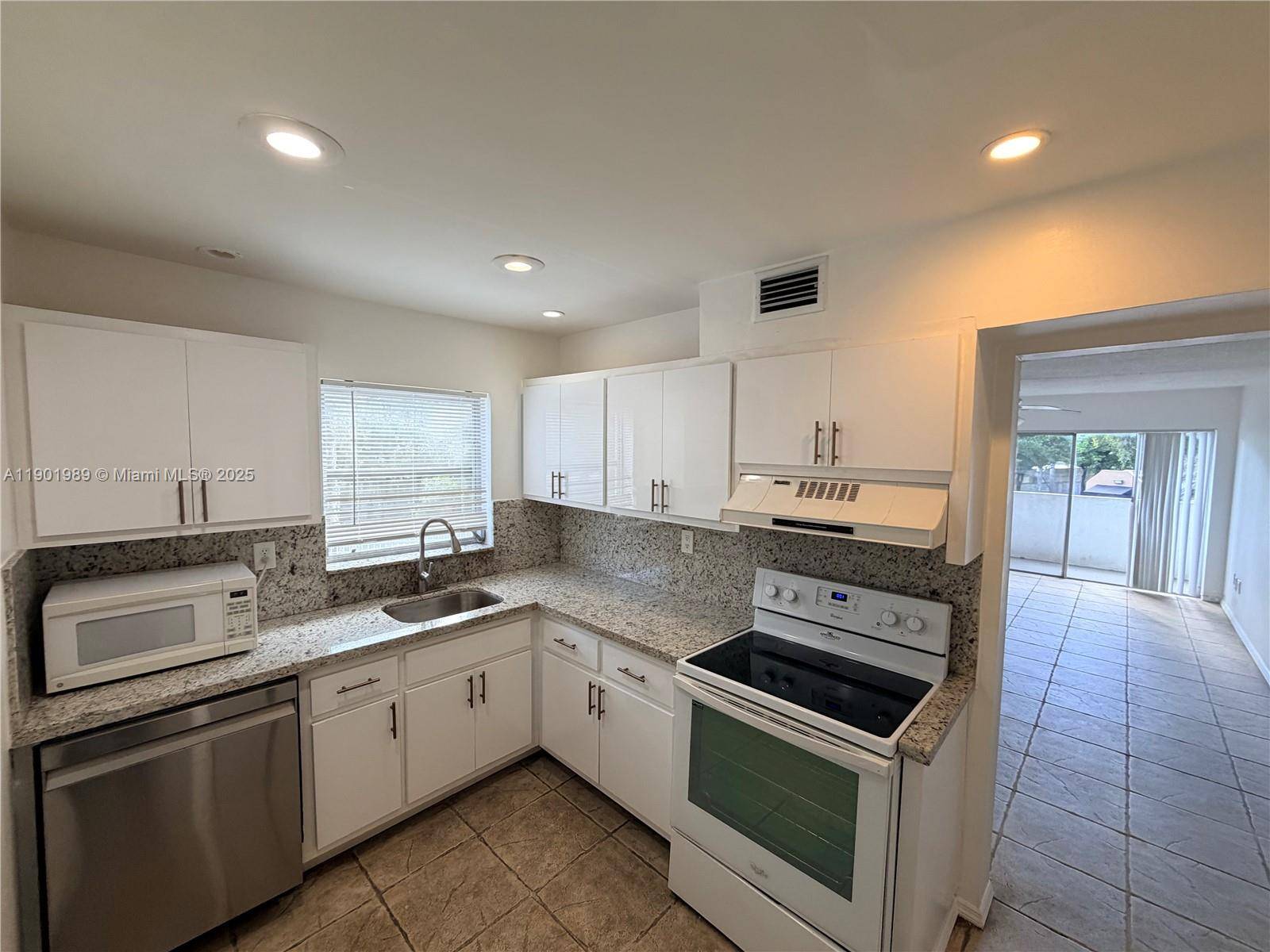 Miami, FL 33143,7715 SW 86th St #A2-208