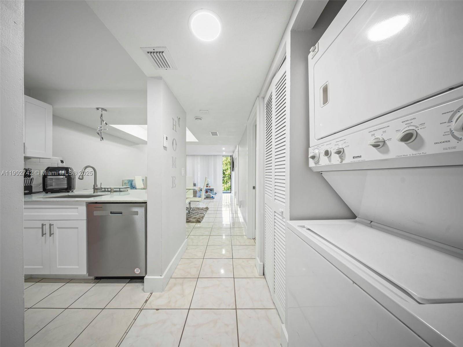 Miami, FL 33193,8006 SW 149th Ave #D306