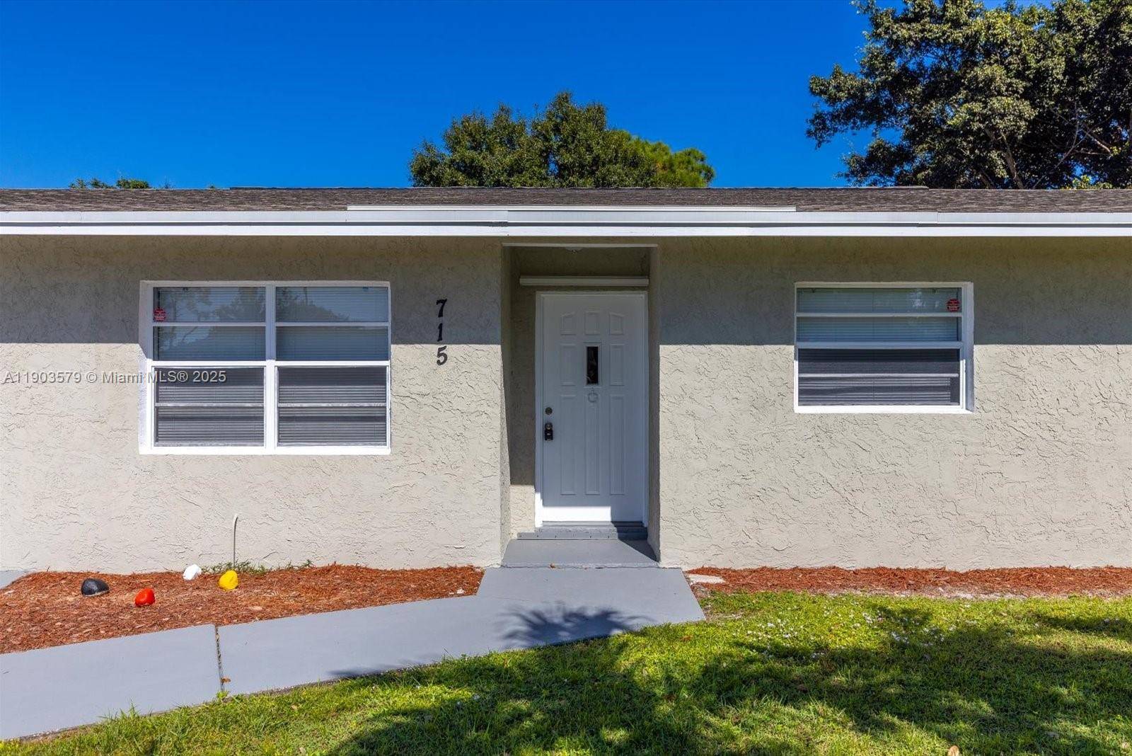 Port St. Lucie, FL 34983,715 SW Duval Ave