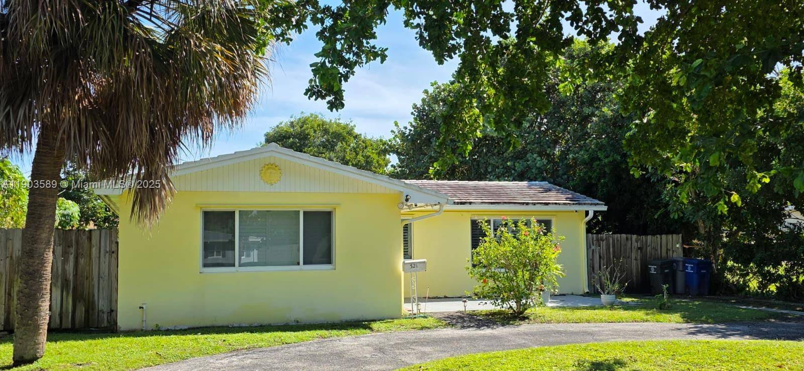 Lake Park, FL 33403,321 6th St