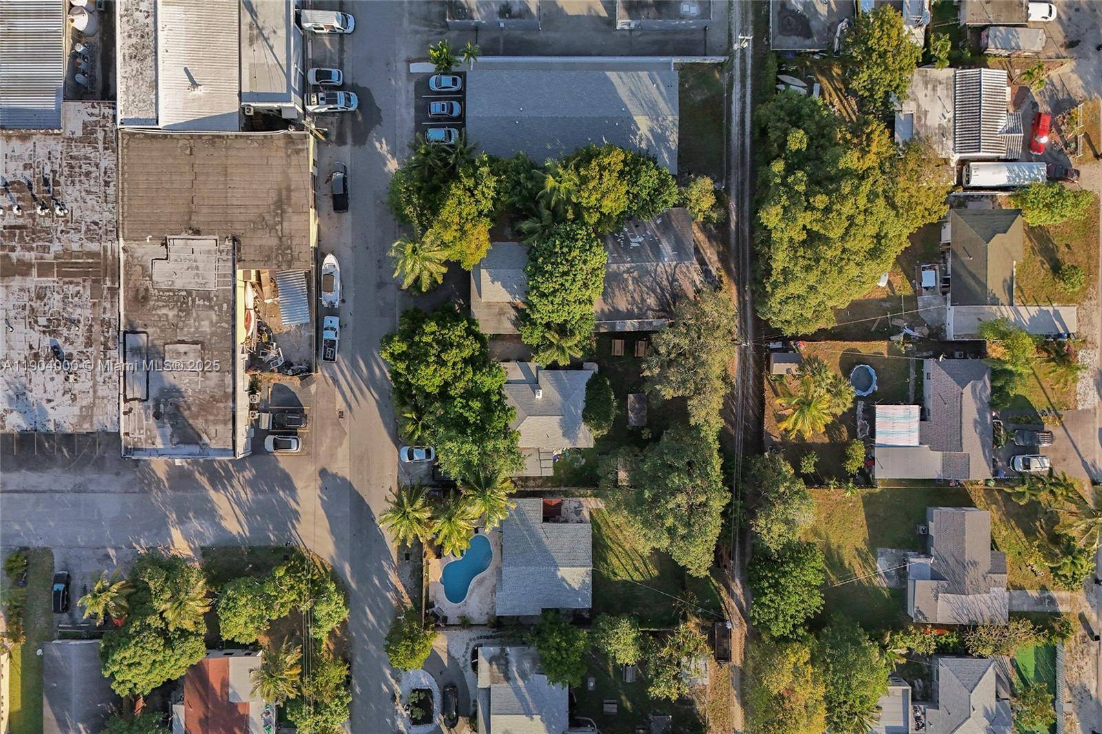 Fort Lauderdale, FL 33315,218 SW 14th Ct