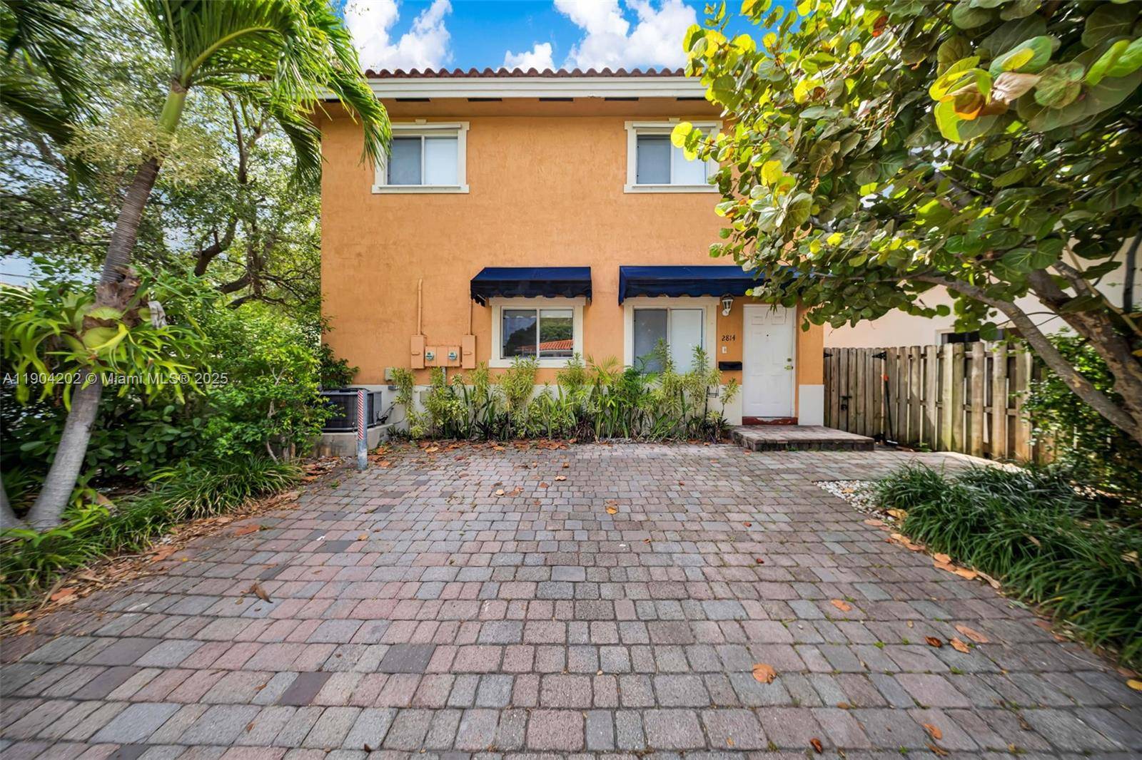 Miami, FL 33133,2814 SW 27th Street